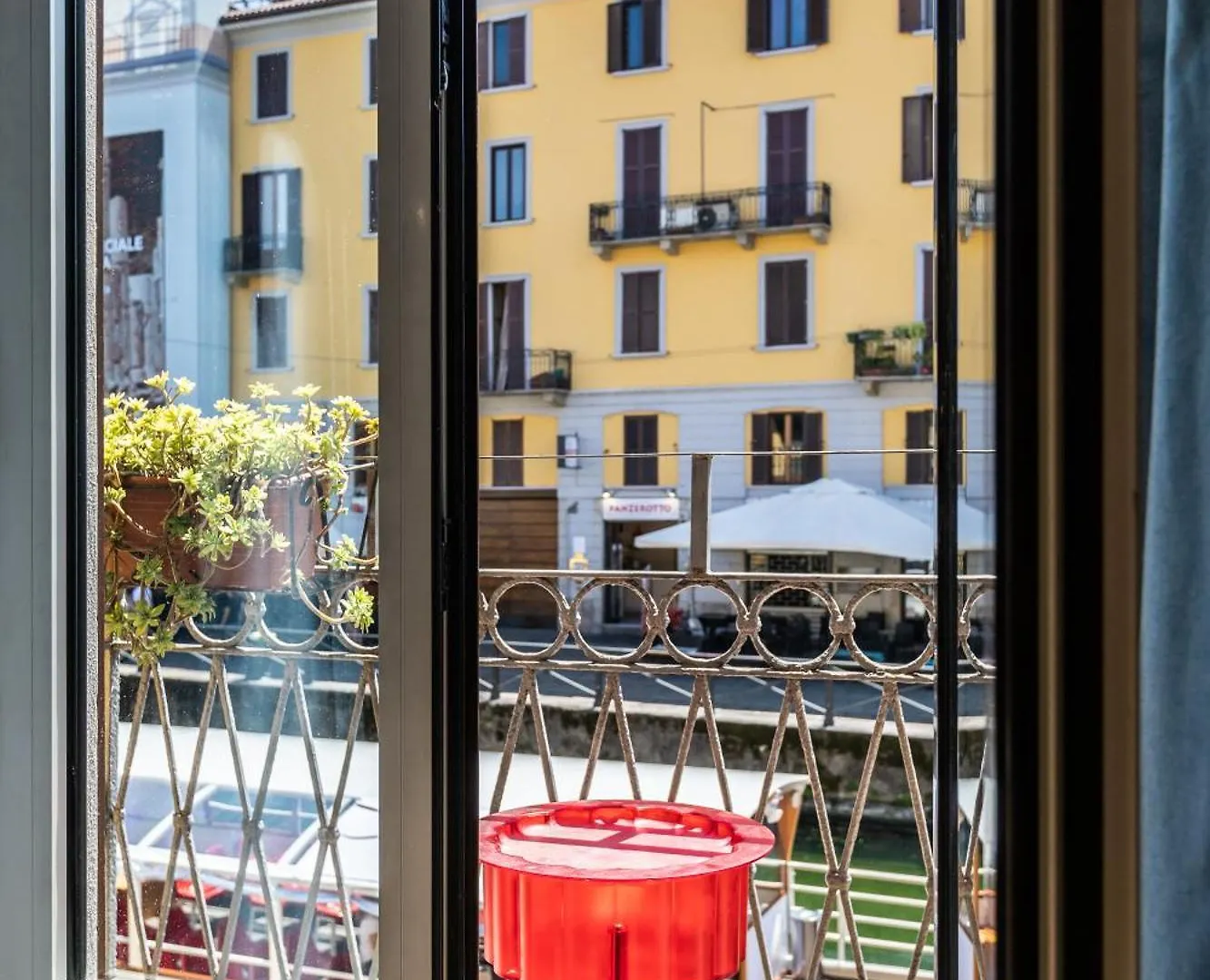 Daire Milan Stay - Alzaia Naviglio Grande İtalya